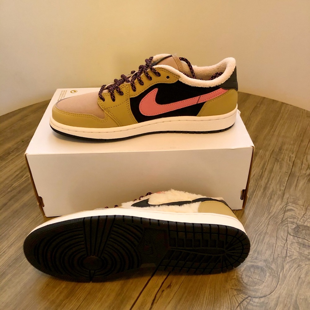 NEW - women’s Air Jordan 1 Retro Low OV - Picture 4 of 6